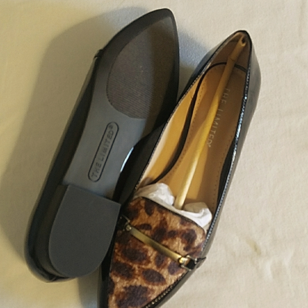 Shoes - Picture 3 of 4